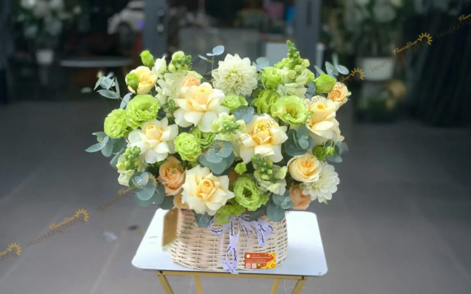 ý nghĩa của việc tăng hoa chúc mừng